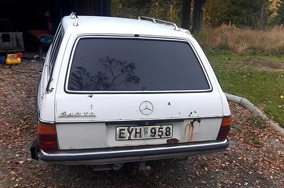 Mercedes-Benz 240 Td 1979 photo 4