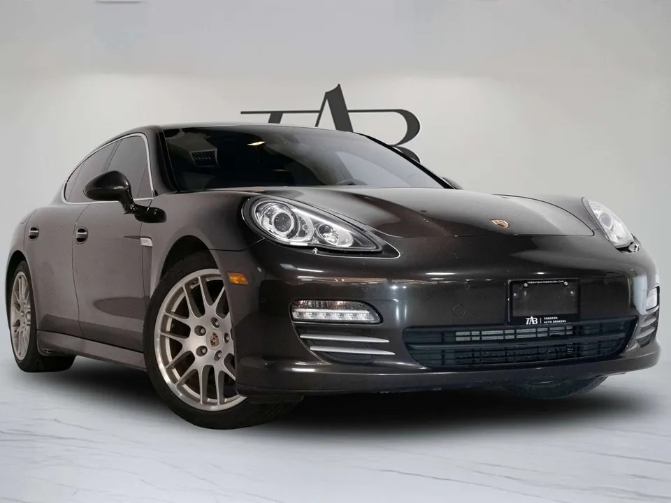 Porsche Panamera 2010 photo 2