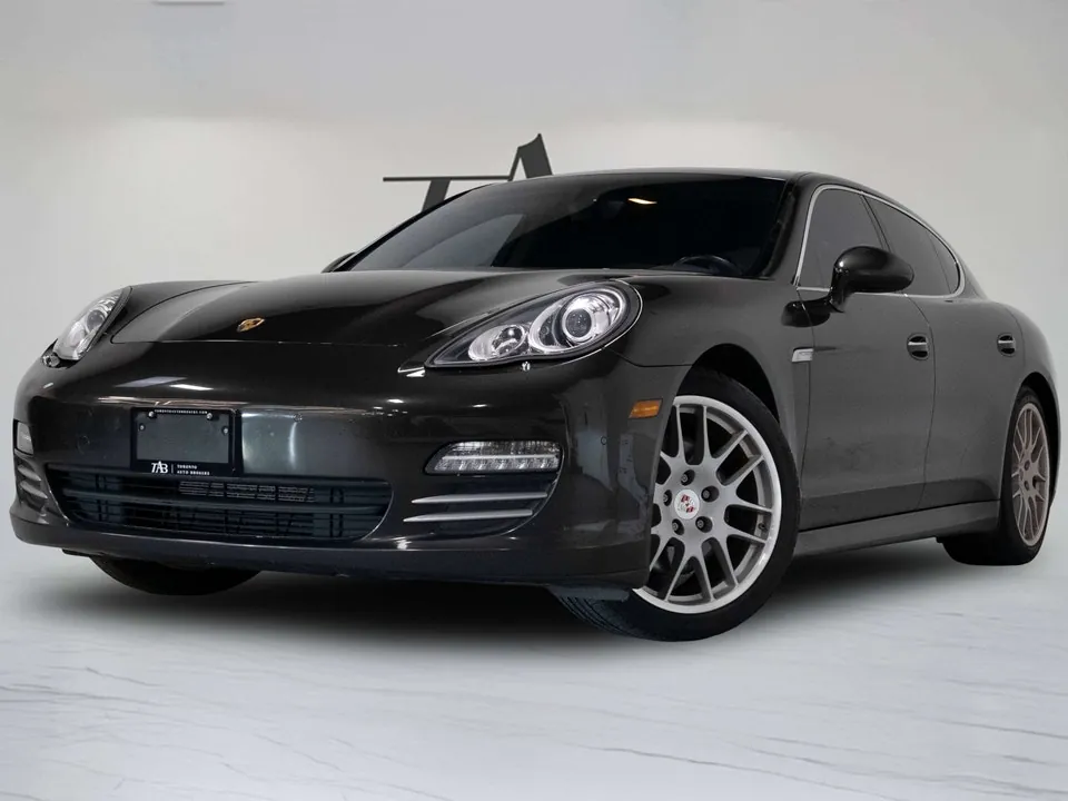 Porsche Panamera 2010 photo 3