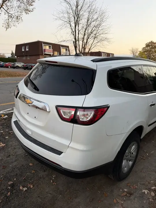 Chevrolet Traverse 2017 photo 2