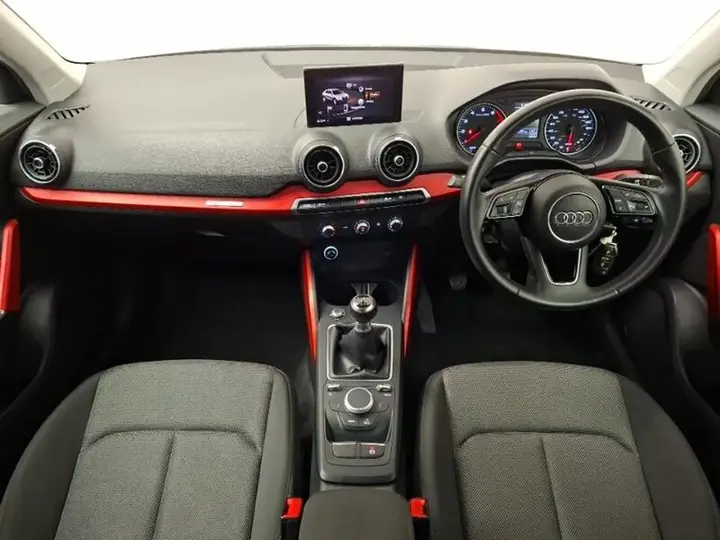 Audi Q2 2017 photo 3