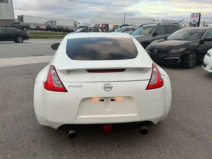 Nissan 370Z 2020 photo 5