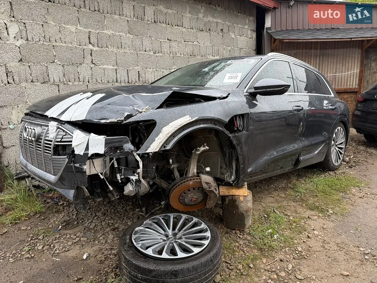 Audi E-Tron 2019 photo 3