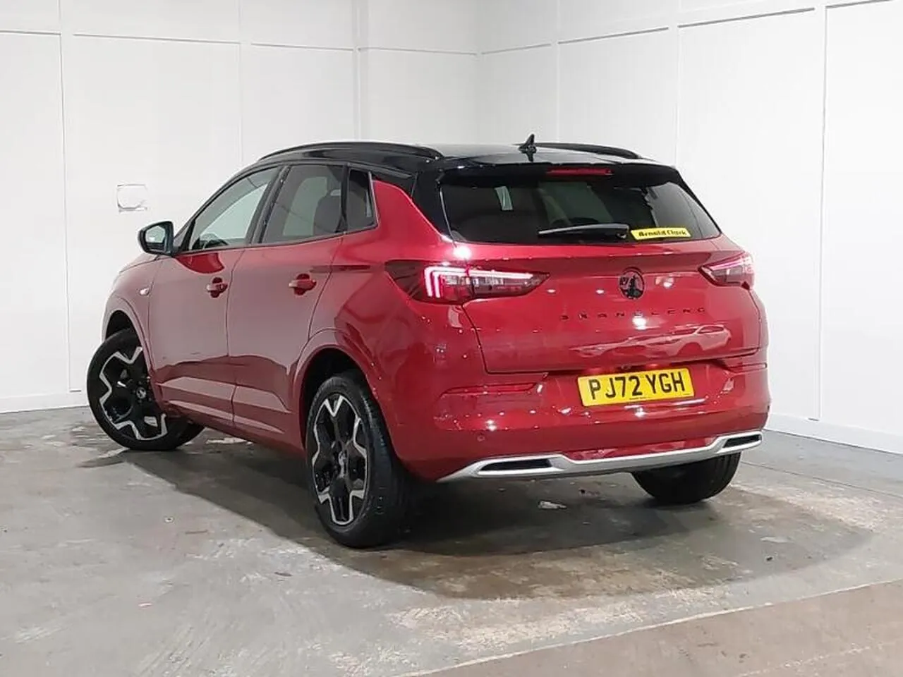 Vauxhall Grandland 2022 photo 2