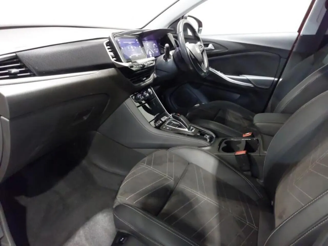 Vauxhall Grandland 2022 photo 5