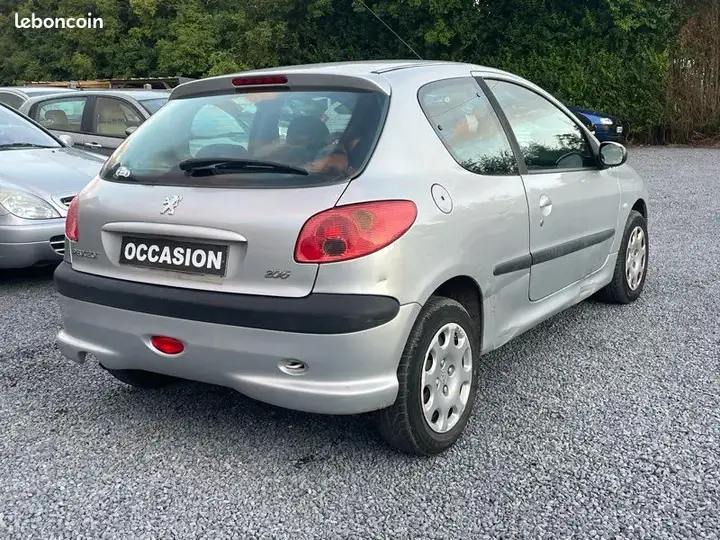Peugeot 206 2005 photo 4