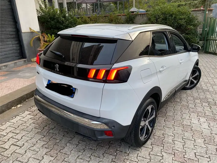 Peugeot 3008 2017 photo 3
