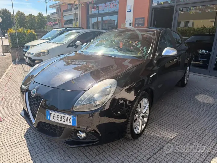 Alfa Romeo Giulietta 2016 photo 2