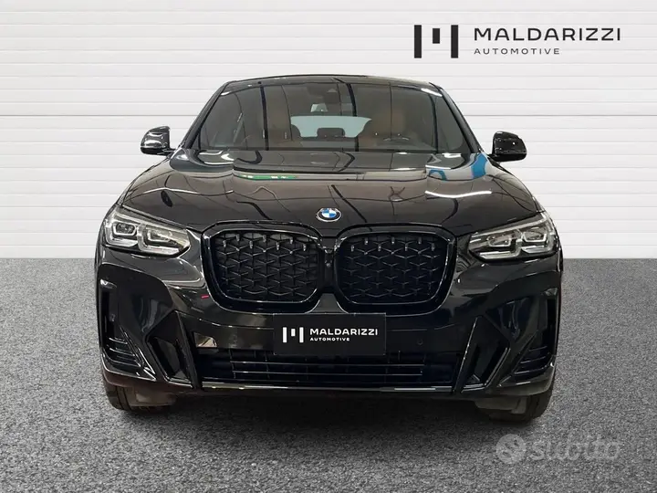 BMW X4 2022 photo 2