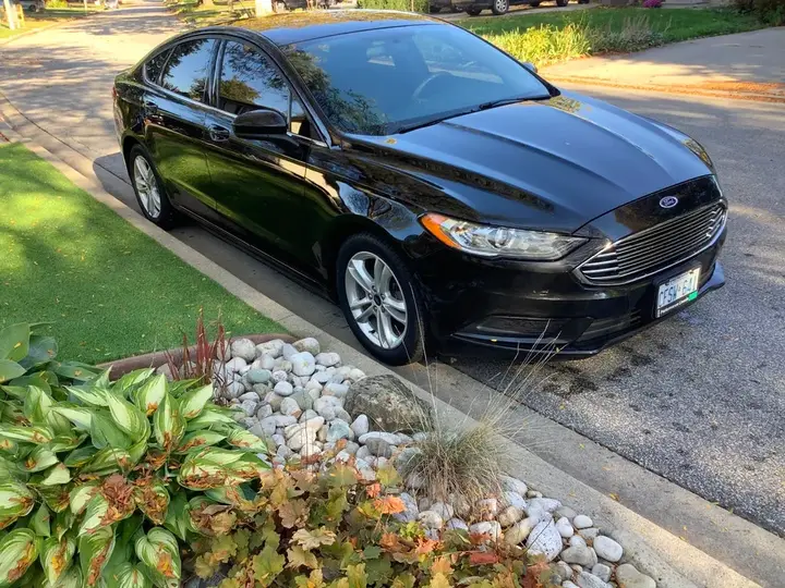 Ford Fusion 2018 photo 2