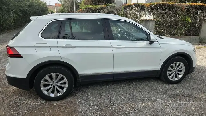 Volkswagen Tiguan 2017 photo 5