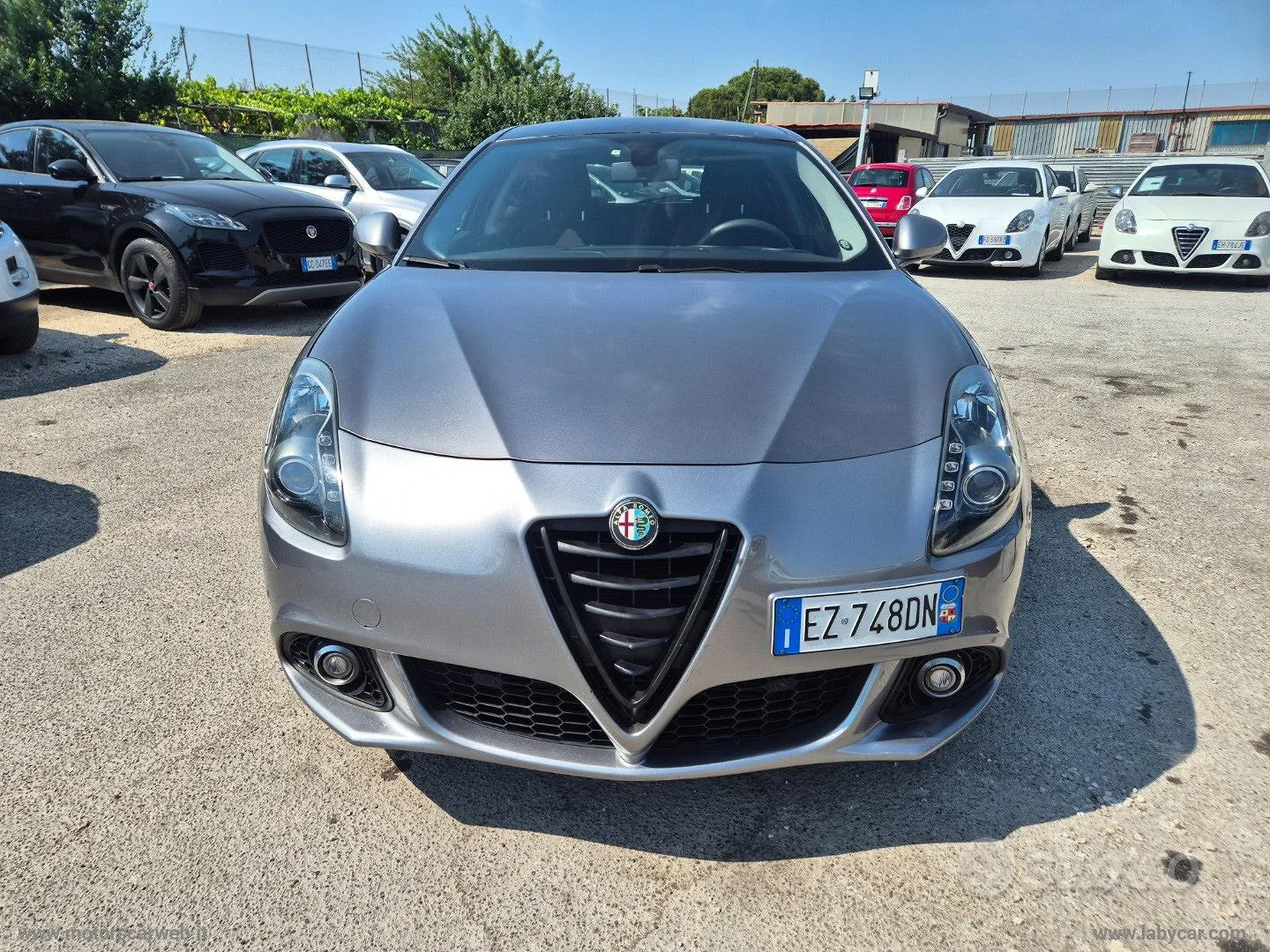 Alfa Romeo Giulietta 2015 photo 2