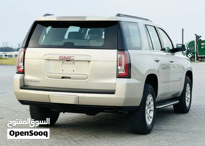 GMC Yukon 2015 photo 4