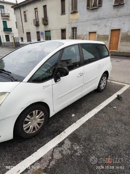 Citroen C4 2009 photo 3