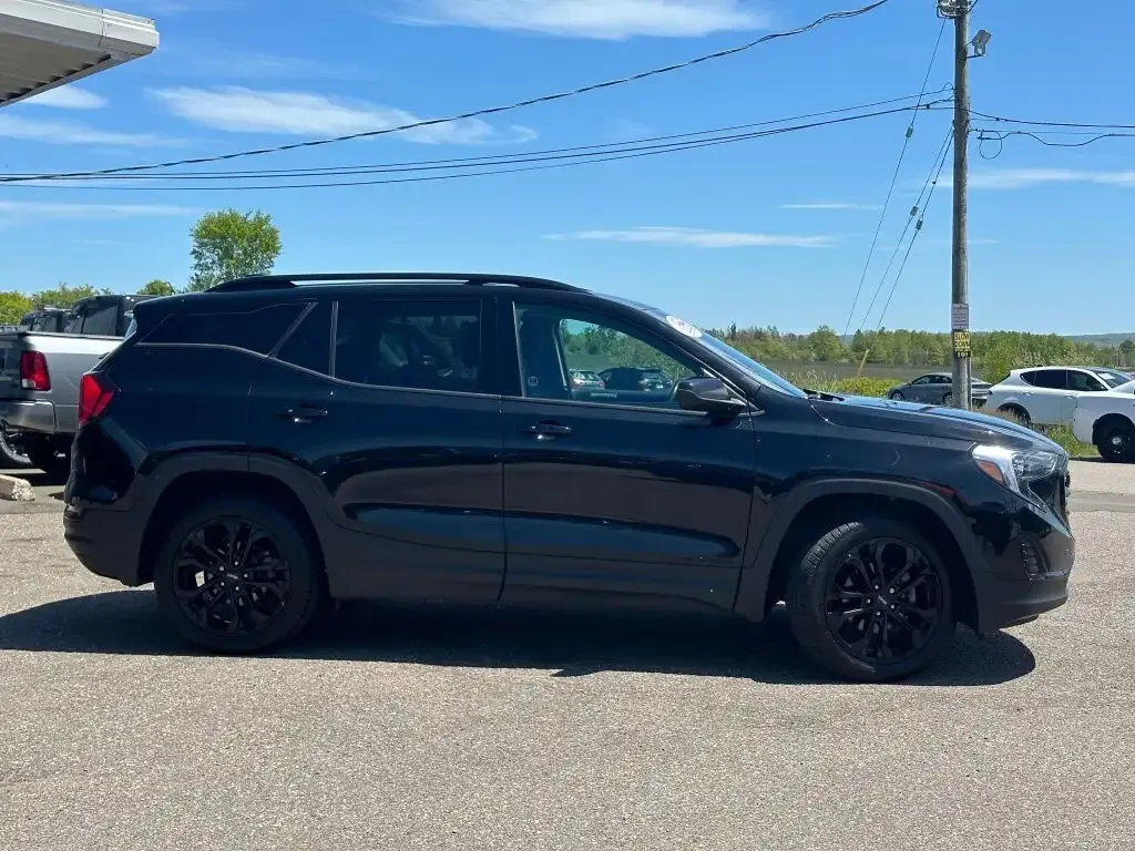 GMC Terrain 2021 photo 2