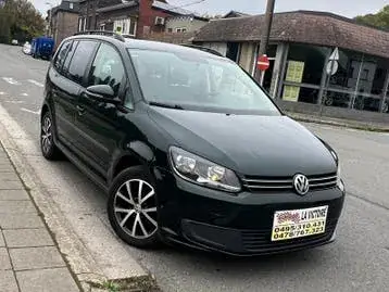 Volkswagen Touran 2012 photo 2