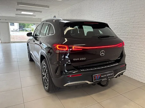Mercedes-Benz Eqa250 2022 photo 3