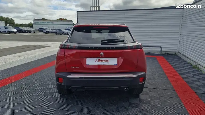Peugeot 2008 2021 photo 4