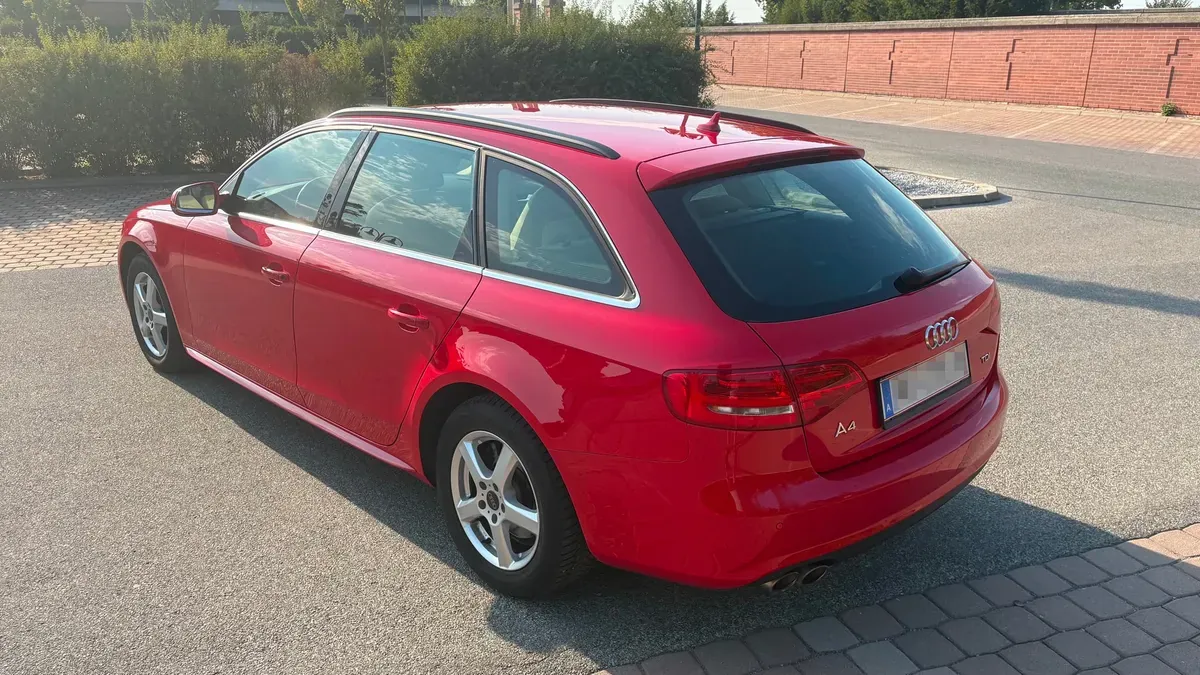 Audi A4 2014 photo 3