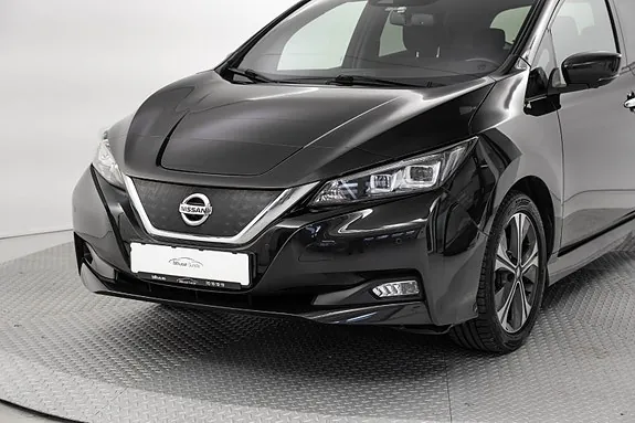 Nissan Leaf 2020 photo 2