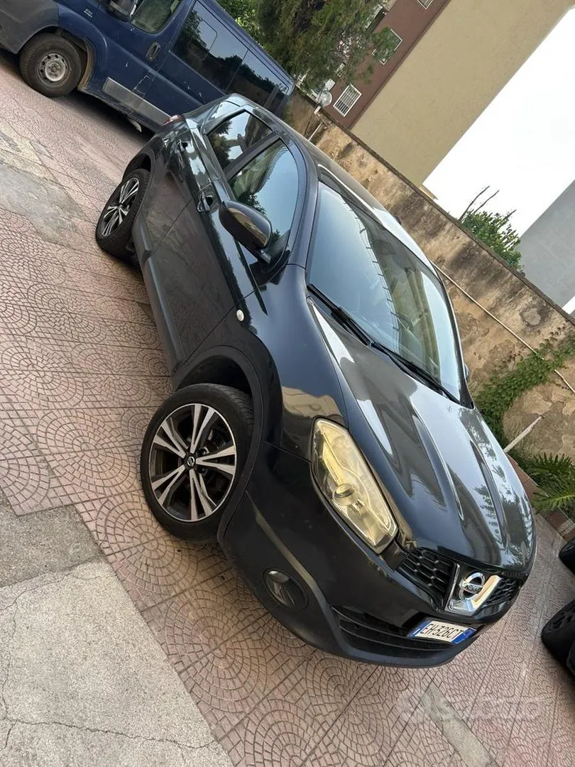 Nissan Qashqai 2011 photo 2
