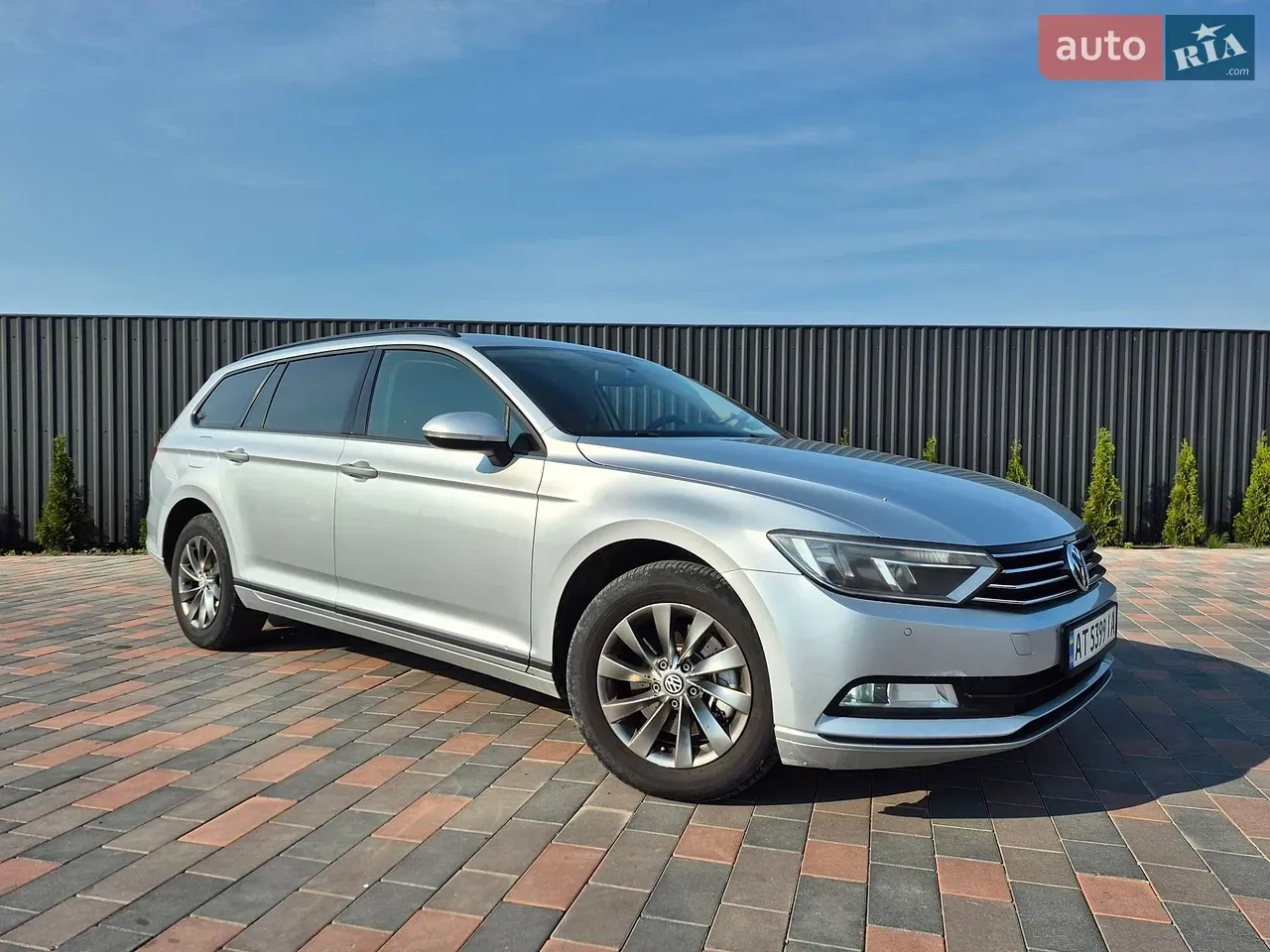 Volkswagen Passat 2015 photo 2