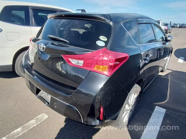 Toyota Auris 2013 photo 4