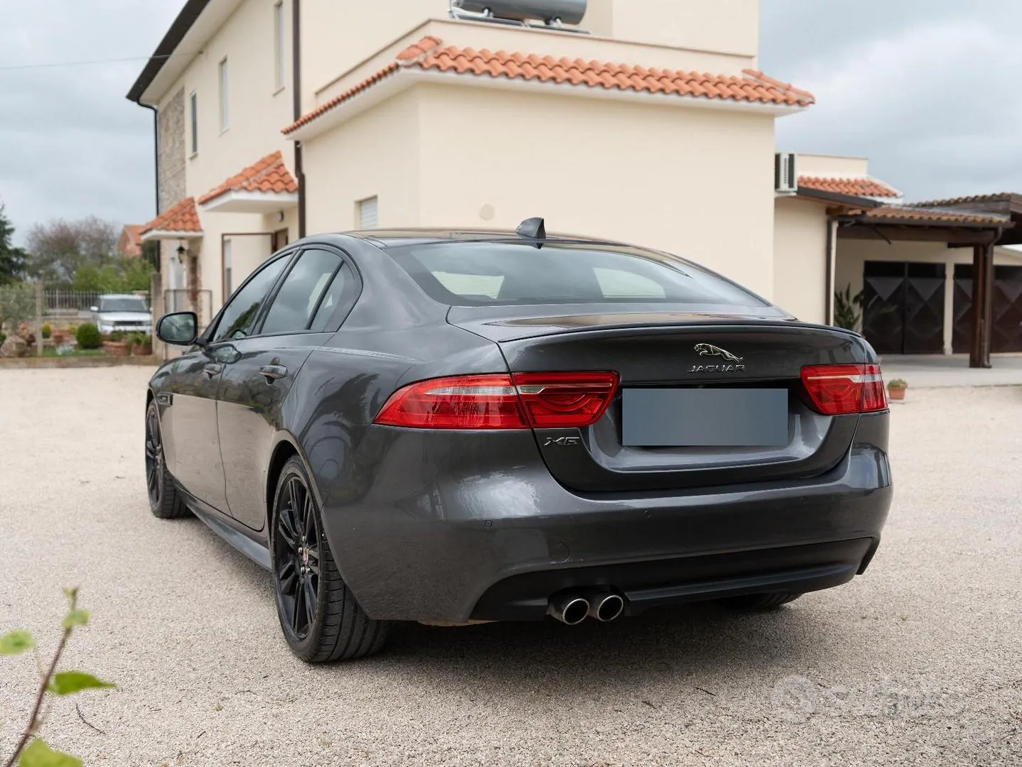 Jaguar Xe Rsport 2019 photo 5