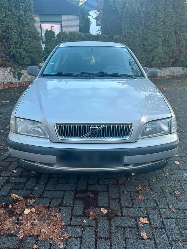 Volvo S40