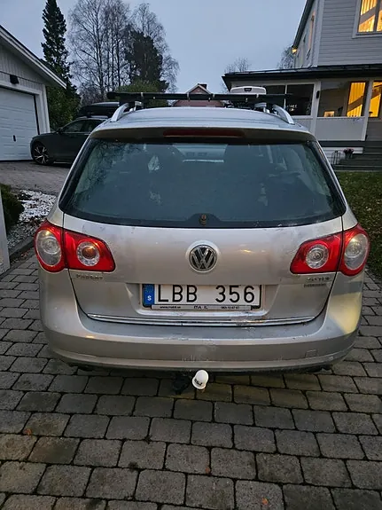 Volkswagen Passat 2010 photo 4