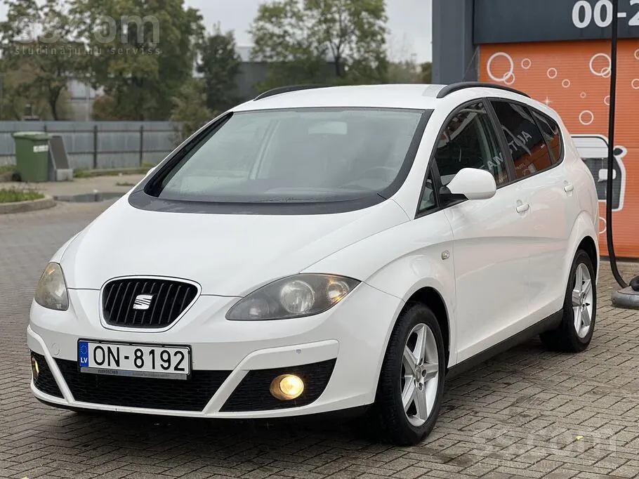Seat Altea 2012 photo 3