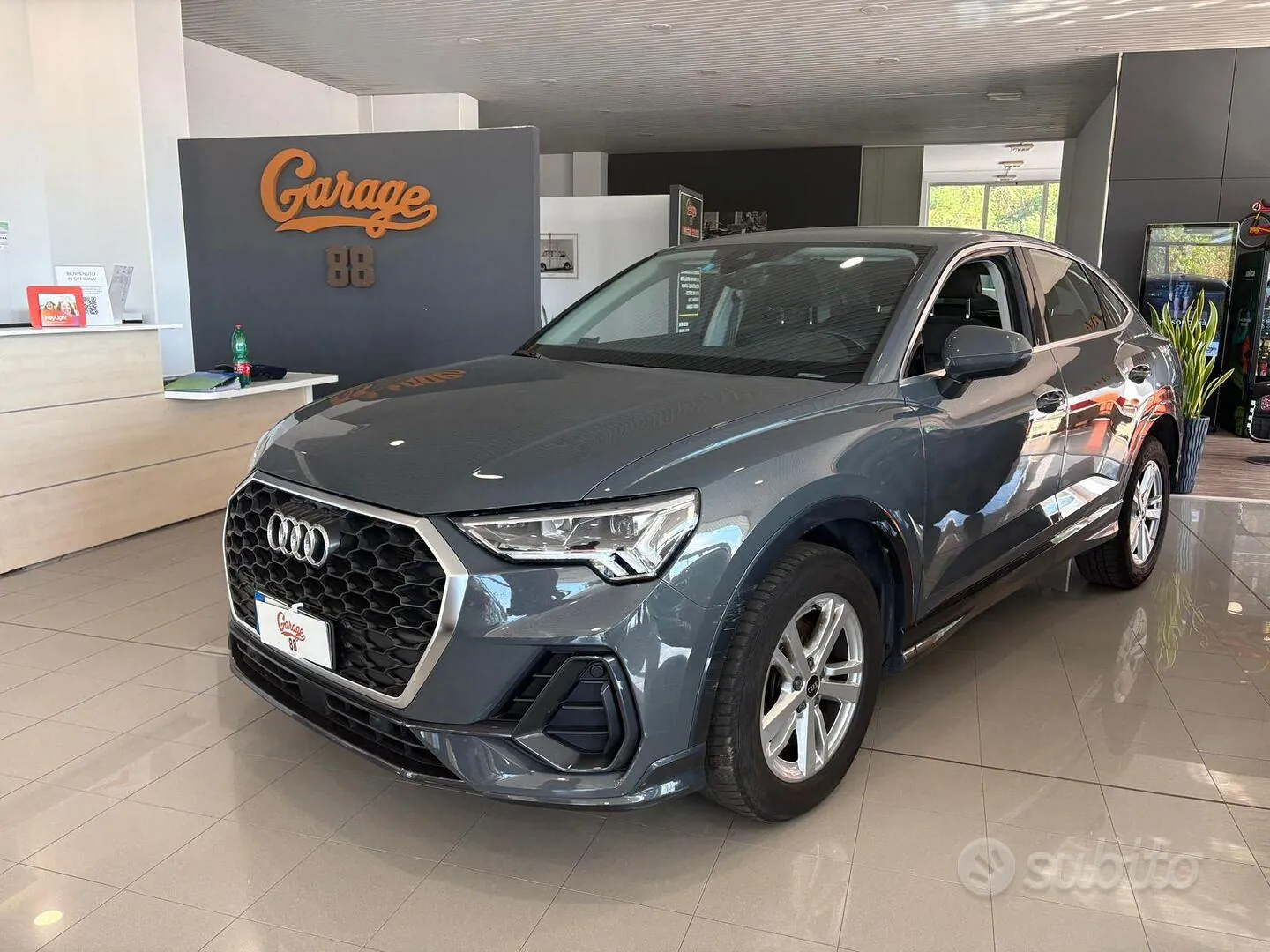 Audi Q3 2023 photo 3