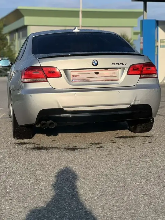 BMW 3 Series 2007 photo 2