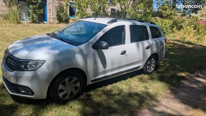 Dacia Logan 2019 photo 2