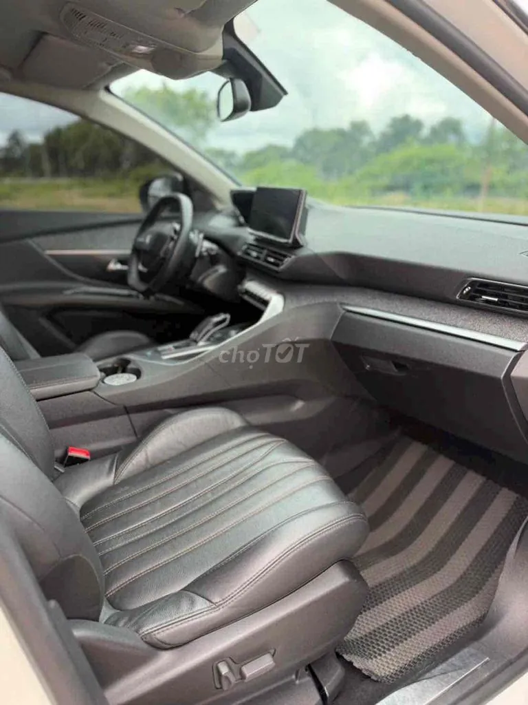 Peugeot 3008 2022 photo 5