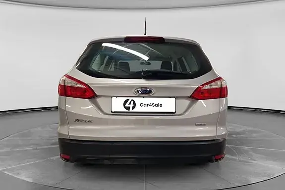 Ford Focus 2014 photo 4