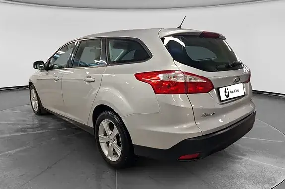 Ford Focus 2014 photo 3