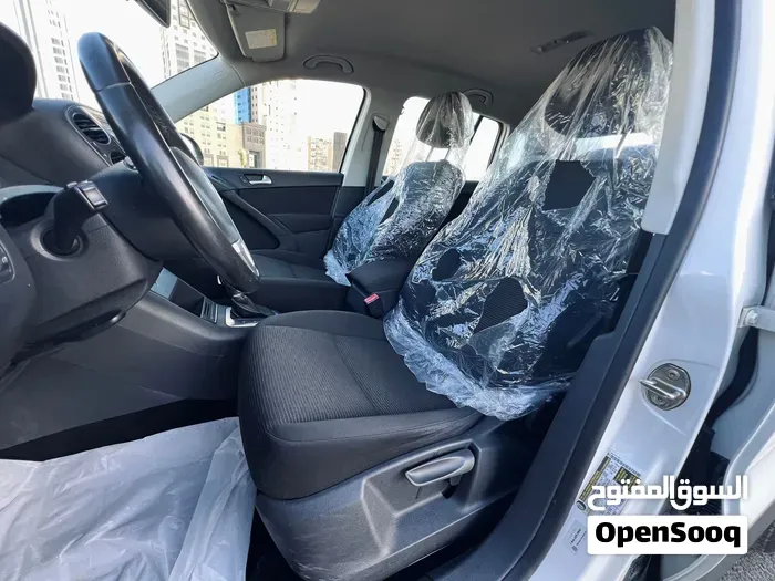 Volkswagen Tiguan 2013 photo 2