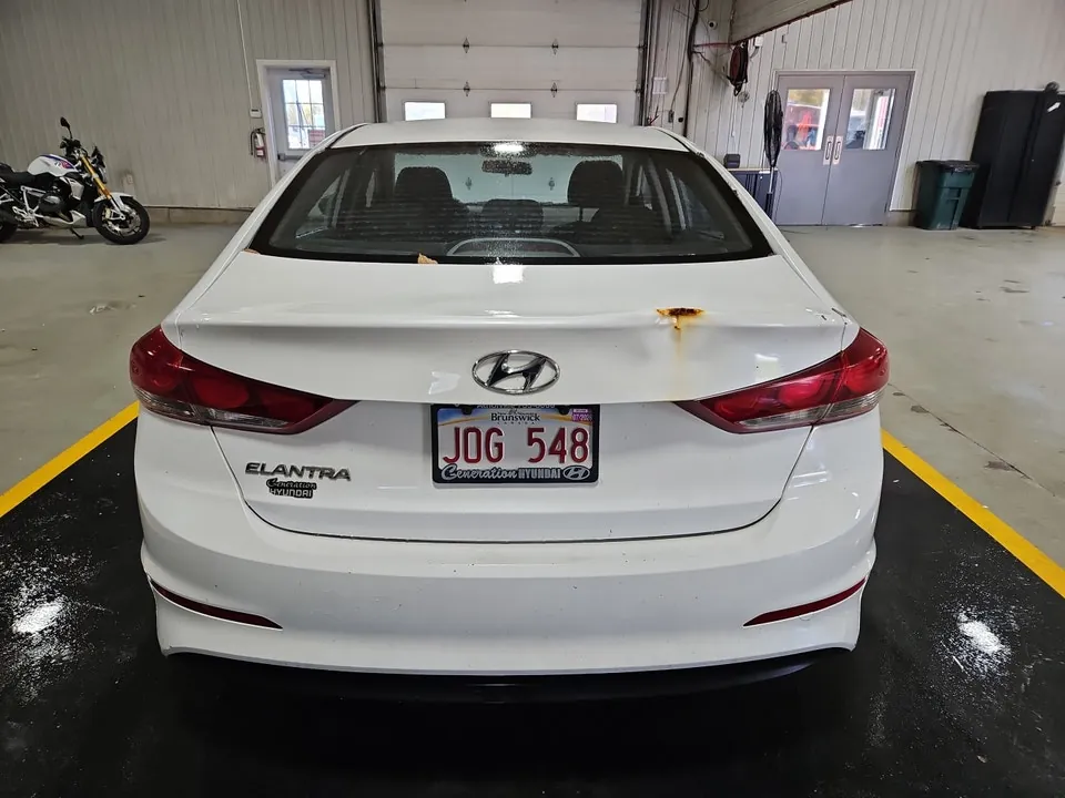 Hyundai Elantra 2017 photo 4