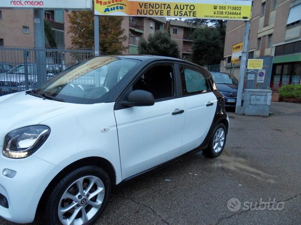 Smart Forfour 2017 photo 3