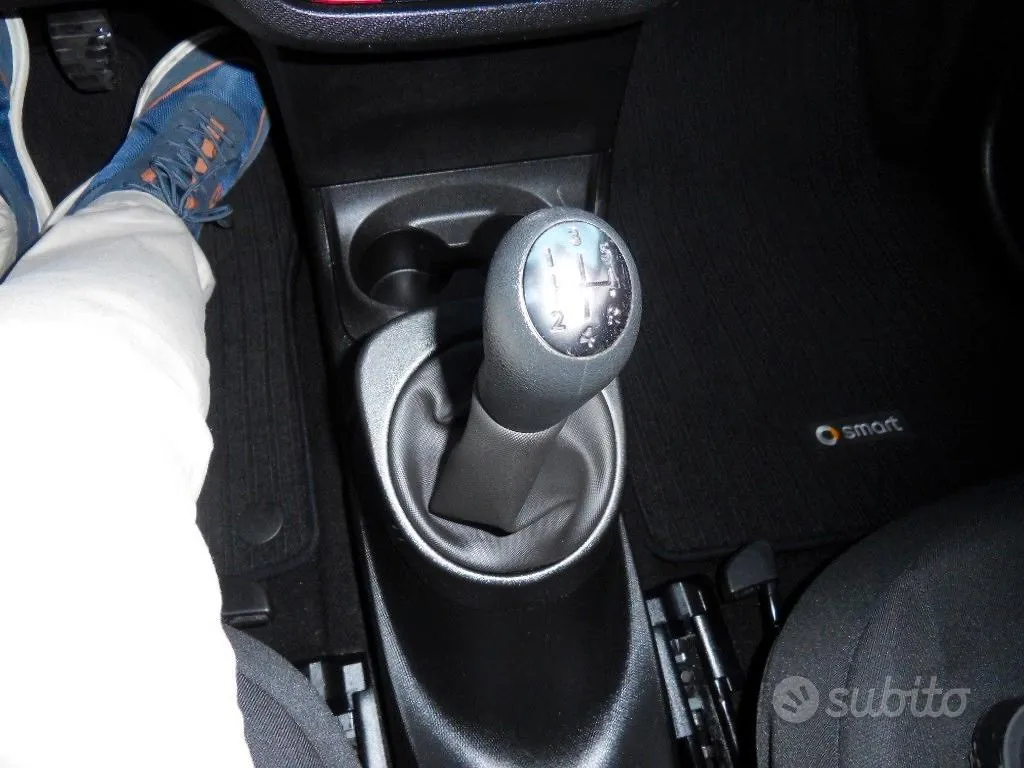 Smart Forfour 2017 photo 2