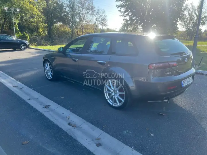 Alfa Romeo 159 2010 photo 4