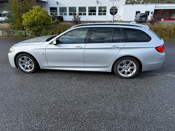 BMW 530Xd 2011 photo 4