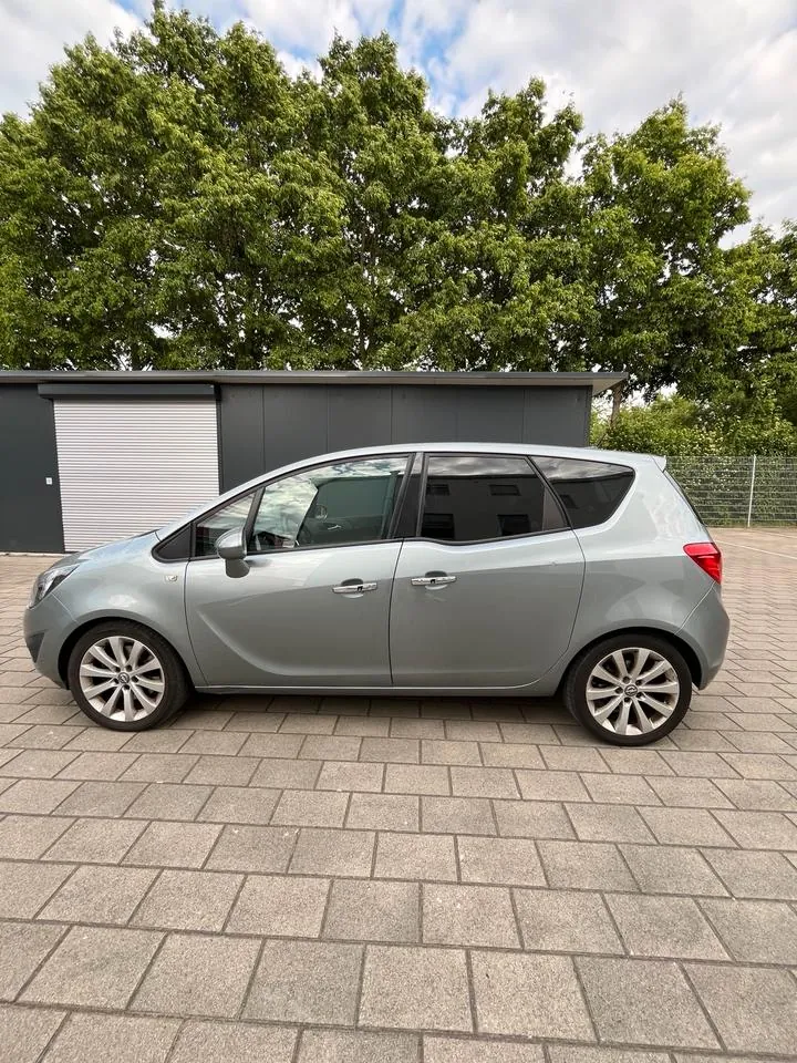 Opel Mariva