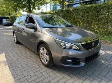 Peugeot 308 2019 photo 3