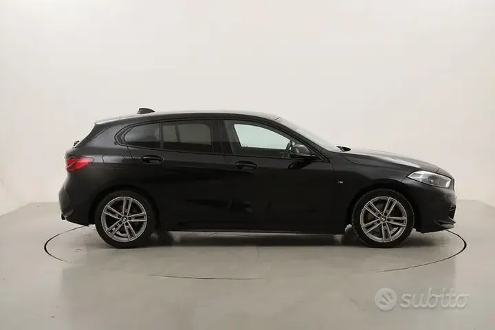 BMW 1 Series 2020 photo 3