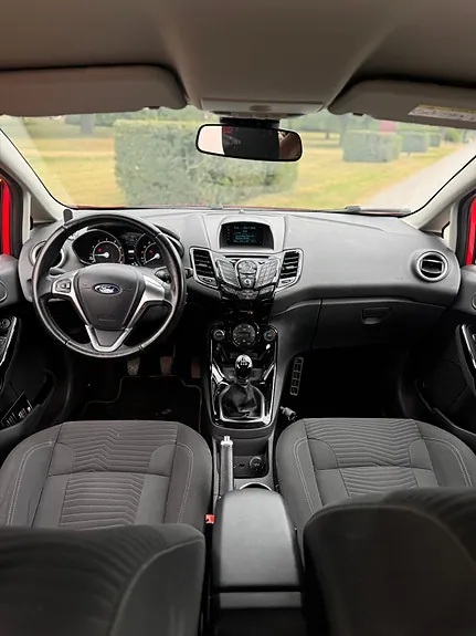 Ford Fiesta 2015 photo 5