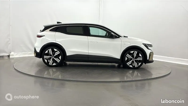 Renault Megane 2023 photo 4