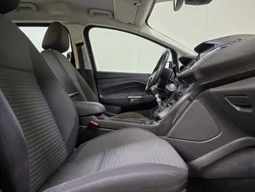 Ford Grand C-Max 2016 photo 2