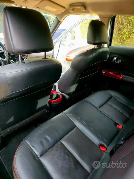 Nissan Juke 2010 photo 4